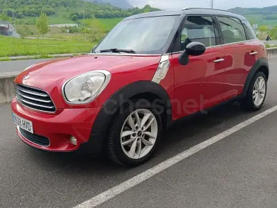 Używany Mini Cooper D Countryman 112 KM (82 kW) 2013 Czerwony SUV