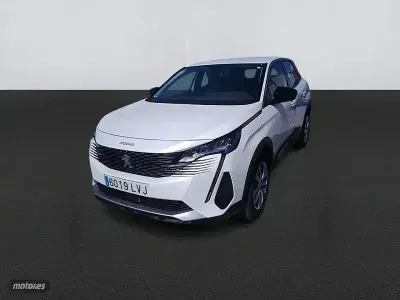 Usado Peugeot 3008 Active 130 CV (95 kW) 2021 Blanco SUV