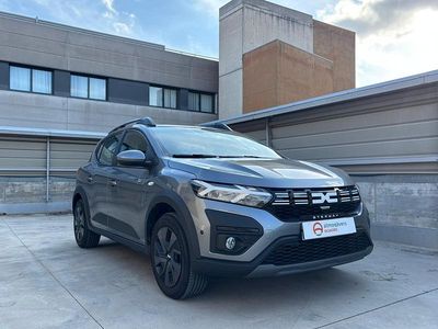 Usado Dacia Sandero Expression 91 CV (66 kW) 2025 Gris