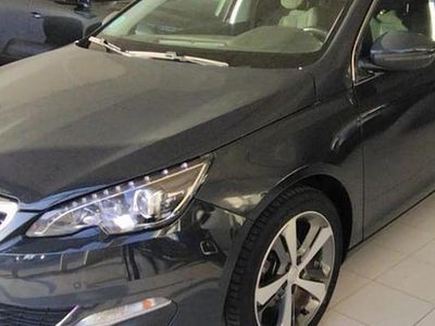 Usado Peugeot 308 Allure 131 CV (96 kW) 2016 Azul oscuro Familiar