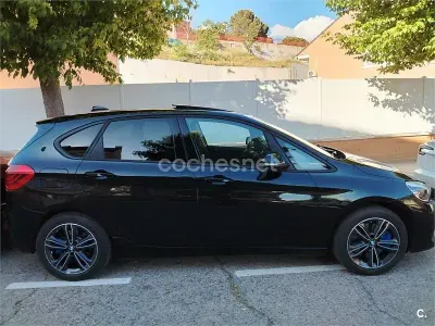 Usado BMW 225 Active Tourer iPerformance 224 CV (164 kW) 2020 Negro Monovolumen