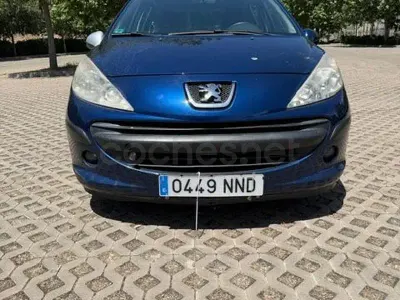 Usado Peugeot 207 95 CV (69 kW) 2007 Azul Familiar