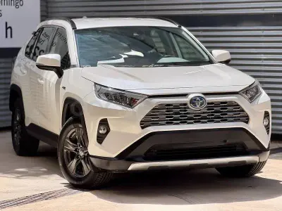 Usado Toyota RAV4 Hybrid Business Edition 218 CV (160 kW) 2021 Blanco SUV