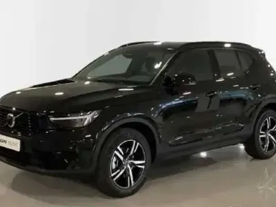 Usado Volvo XC40 Plus 2023 Negro SUV