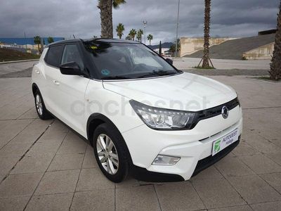 Usado Ssangyong (KGM) Tivoli 116 CV (85 kW) 2016 Blanco SUV