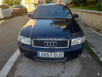 Usado Audi A4 Sport 130 CV (95 kW) 2004 Azul Familiar