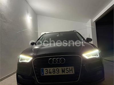 Usado Audi A3 Attraction 150 CV (110 kW) 2012 Negro Utilitario