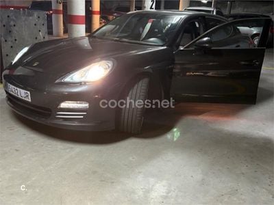 Porsche Panamera 4S