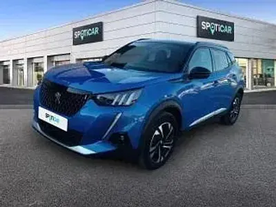 Usado Peugeot 2008 GT 131 CV (96 kW) 2022 Azul SUV