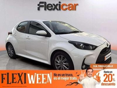 Usado Toyota Yaris Hybrid Active 116 CV (85 kW) 2023 Blanco Utilitario