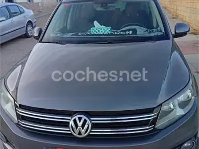 Usado VW Tiguan R-line 110 CV (80 kW) 2016 Gris / plata SUV
