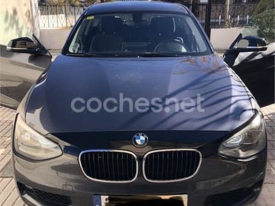 Gris / plata Usado 2012 BMW 116 Efficient Dynamics Utilitario | 8000 € (Precio justo)