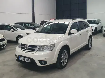 Usado Fiat Freemont Lounge 140 CV (102 kW) 2014 Blanco SUV