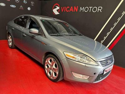 Usado Ford Mondeo Ambiente 140 CV (102 kW) 2007 Gris / plata Berlina