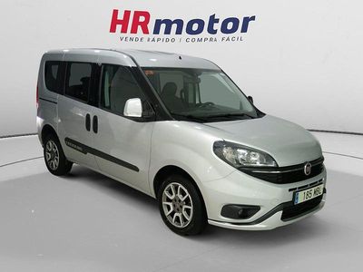 Usado Fiat Doblò Trekking 121 CV (88 kW) 2022 Blanco Monovolumen