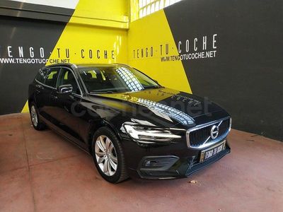 Usado Volvo V60 Momentum 197 CV (144 kW) 2021 Azul Familiar
