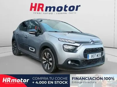 Usado Citroën C3 Shine 110 CV (80 kW) 2022 Gris Utilitario