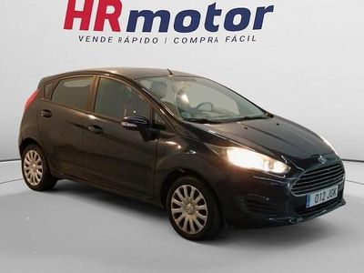 Usado 2015 Ford Fiesta Trend | 6490 €