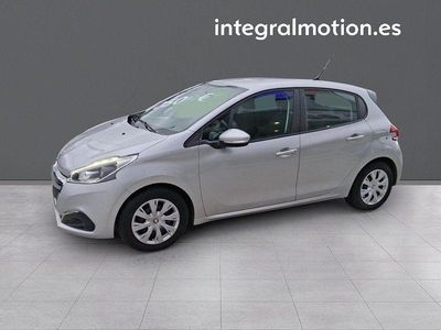 Usado Peugeot 208 Active 99 CV (72 kW) 2017 Otros Utilitario