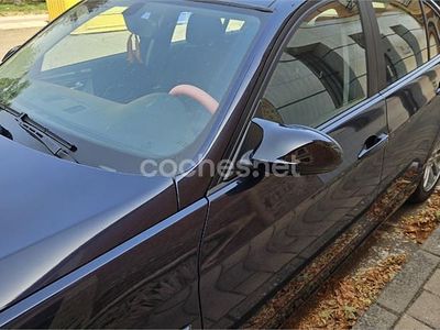 Usado BMW 318 122 CV (89 kW) 2006 Azul Berlina