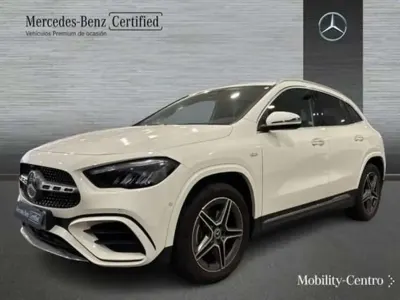 Usado Mercedes GLA250 165 CV (121 kW) 2025 Blanco SUV