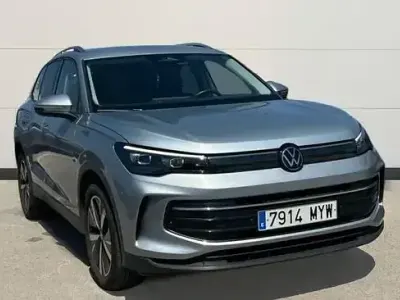 Usado VW Tiguan 150 CV (110 kW) 2025 Gris SUV