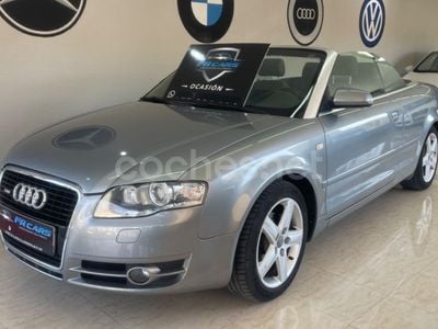 Usado Audi A4 Cabriolet 140 CV (102 kW) 2007 Gris / plata Descapotable