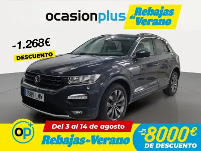 Usado VW T-Roc Advance 110 CV (80 kW) 2021 Gris SUV