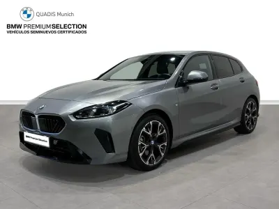 Usado BMW 120 Comfort Edition 163 CV (119 kW) 2025 Gris Utilitario