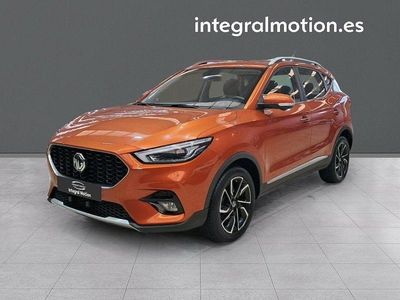 Usado MG ZS Luxury 111 CV (81 kW) 2022 Naranja Berlina