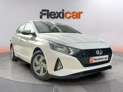 Usado Hyundai i20 101 CV (74 kW) 2021 Blanco Utilitario