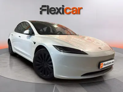 Usado Tesla Model 3 RWD 188 kW (256 CV) 2024 Blanco Berlina