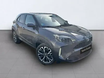 Usado Toyota Yaris Cross Style 116 CV (85 kW) 2022 Gris / plata SUV