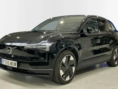 Usado Volvo EX30 Plus 200 kW (272 CV) 2024 Eléctrico SUV
