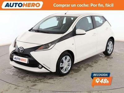 Usado Toyota Aygo X-play 71 CV (52 kW) 2017 Blanco Utilitario