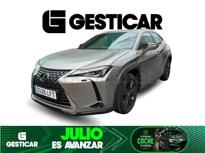 Usado Lexus UX 184 CV (135 kW) 2020 Gris / plata SUV
