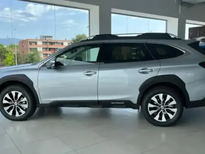 Nuevo Subaru Outback 169 CV (124 kW) 2026 Gris Familiar