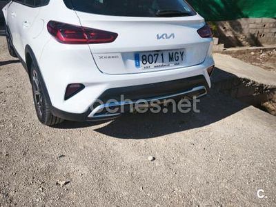 Usado Kia XCeed 120 CV (88 kW) 2023 Blanco SUV