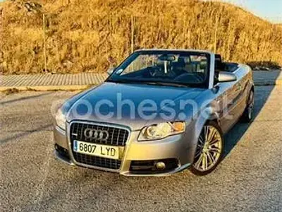 Usado Audi A4 Cabriolet 140 CV (102 kW) 2007 Gris / plata Descapotable