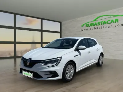 Usado Renault Mégane II Equilibre 115 CV (84 kW) 2023 Blanco Berlina
