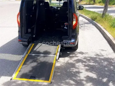 Brugt Renault Kangoo Techno 130 HK (95 kW) 2024 Blå MPV