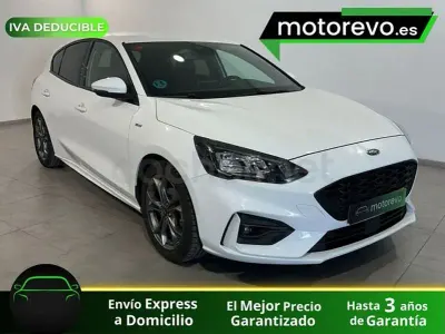 Usado Ford Focus ST-Line 120 CV (88 kW) 2021 Blanco Berlina