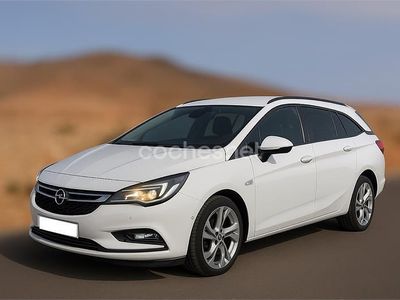 Blanco Usado 2019 Opel Astra Dynamic Familiar | 12.950 € (Precio justo)