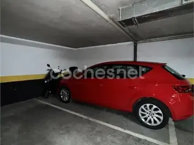 Usado Seat Leon ST Style 122 CV (89 kW) 2013 Rojo Familiar