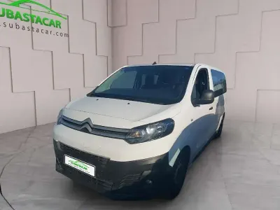 Usado Citroën Jumpy Comfort 120 CV (88 kW) 2021 Blanco Monovolumen