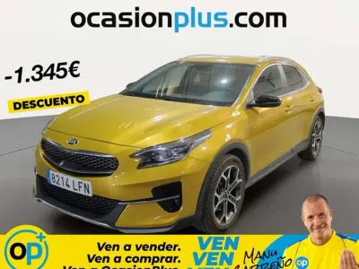 Usado Kia XCeed 120 CV (88 kW) 2020 Amarillo SUV