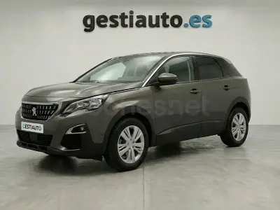 Usado Peugeot 3008 Active 130 CV (95 kW) 2019 Verde SUV