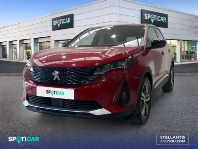 Usado Peugeot 3008 Allure 131 CV (96 kW) 2023 Rojo SUV