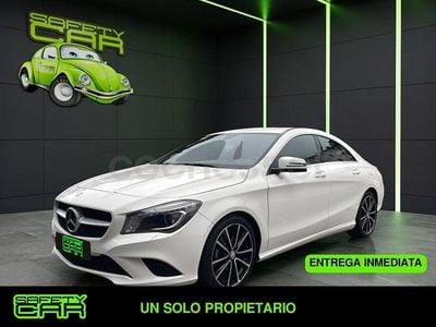 Usado Mercedes CLA200 136 CV (100 kW) 2013 Blanco Berlina