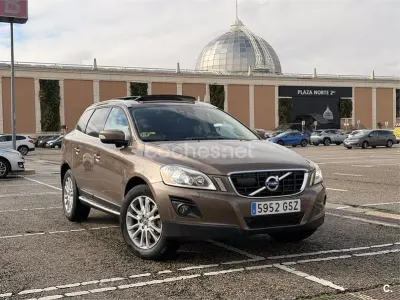 Usado Volvo XC60 Summum 205 CV (150 kW) 2010 Marrón SUV